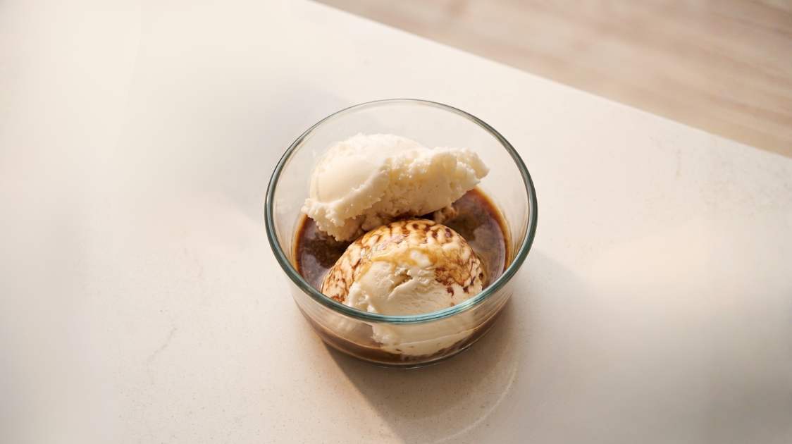Caffe Borbone espresso brewing for how to make an affogato coffee