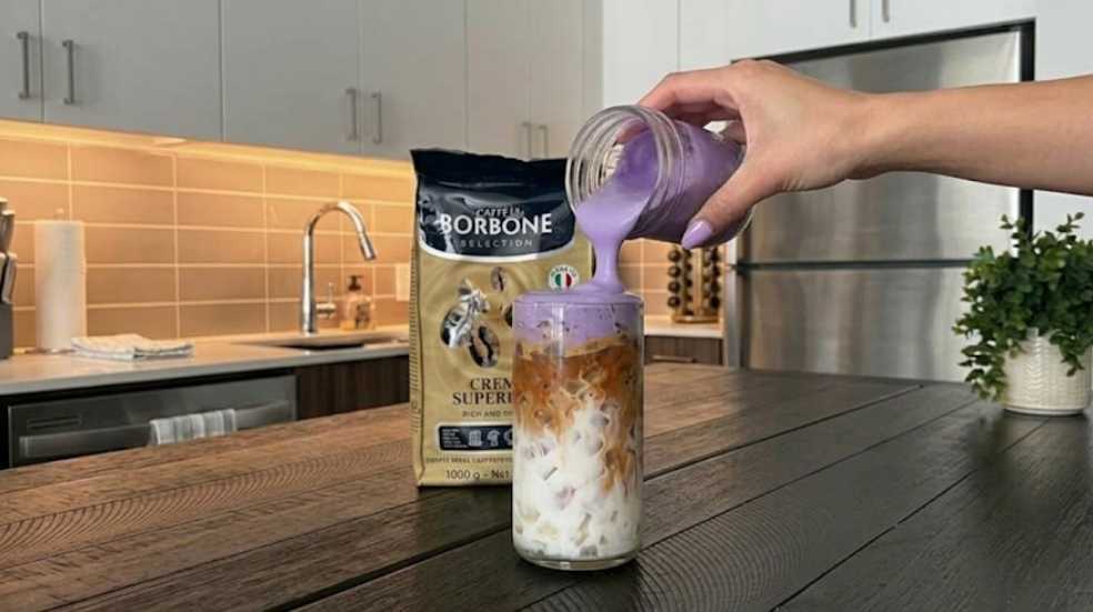 Cafe latte vanilla with ube foam
